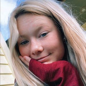 Meet your Posher, Riley